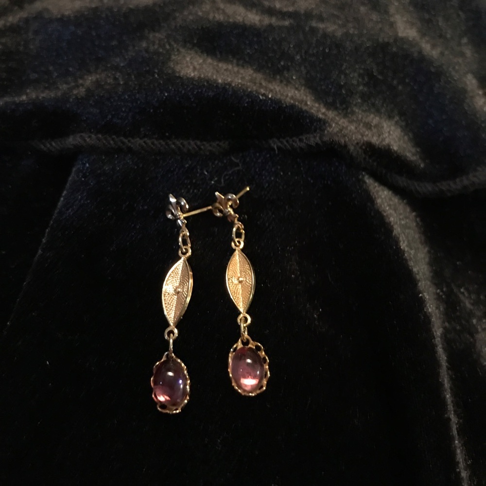 Vintage Amethyst Goldtone Dangling Earrings - Picture 4 of 5